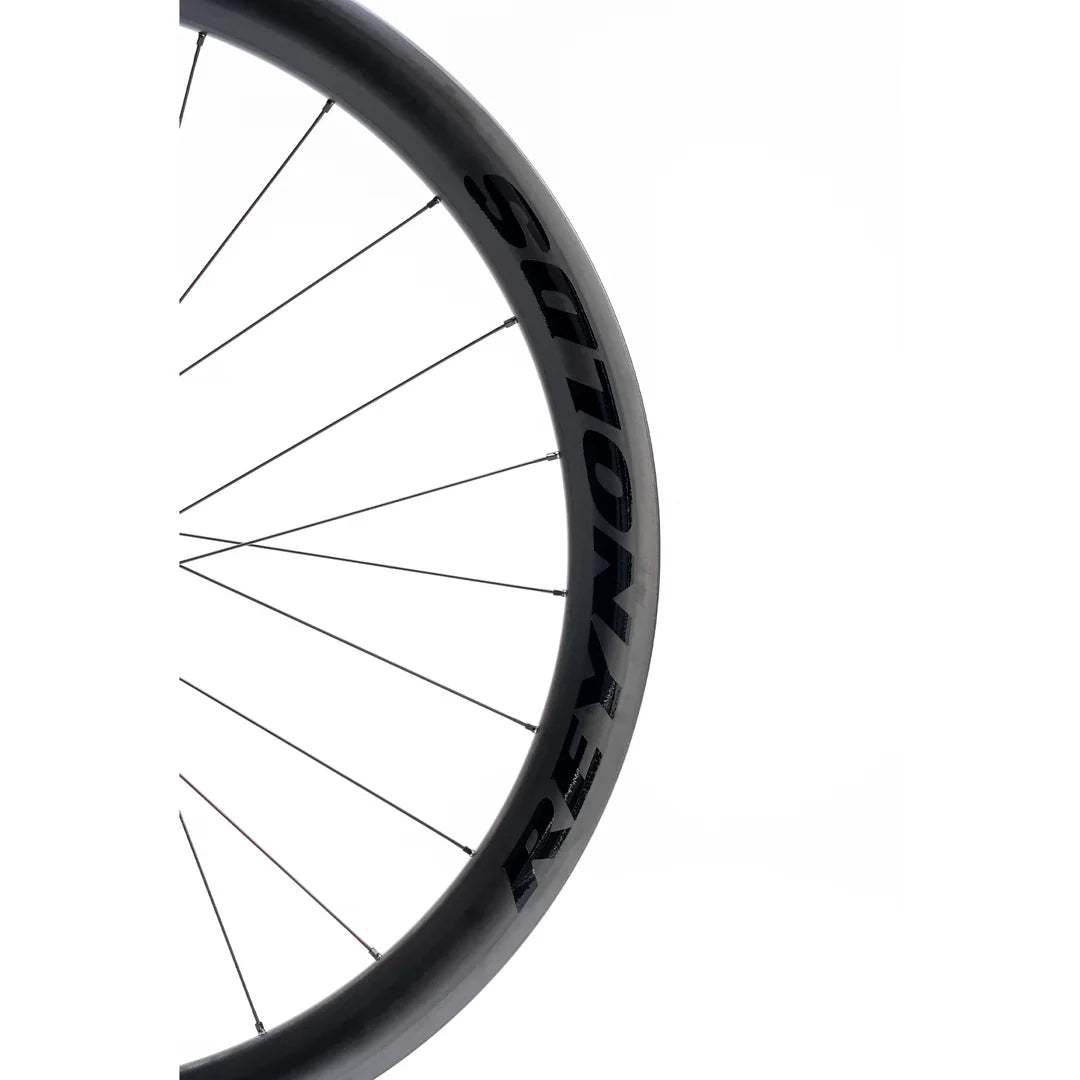 Reynolds AR 46 - Set Juego de ruedas de ciclismo Ruta de carbono (Freno de Disco)