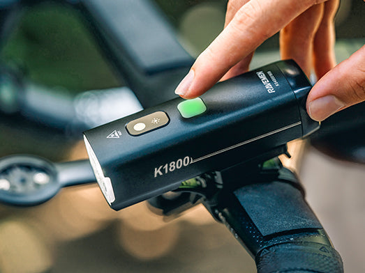 Luz delantera para bicicleta Ravemen K1800