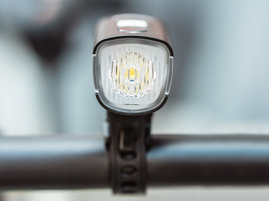 Luz delantera para bicicleta Ravemen K450