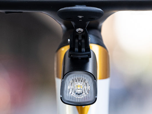Luz delantera para bicicleta Ravemen K700