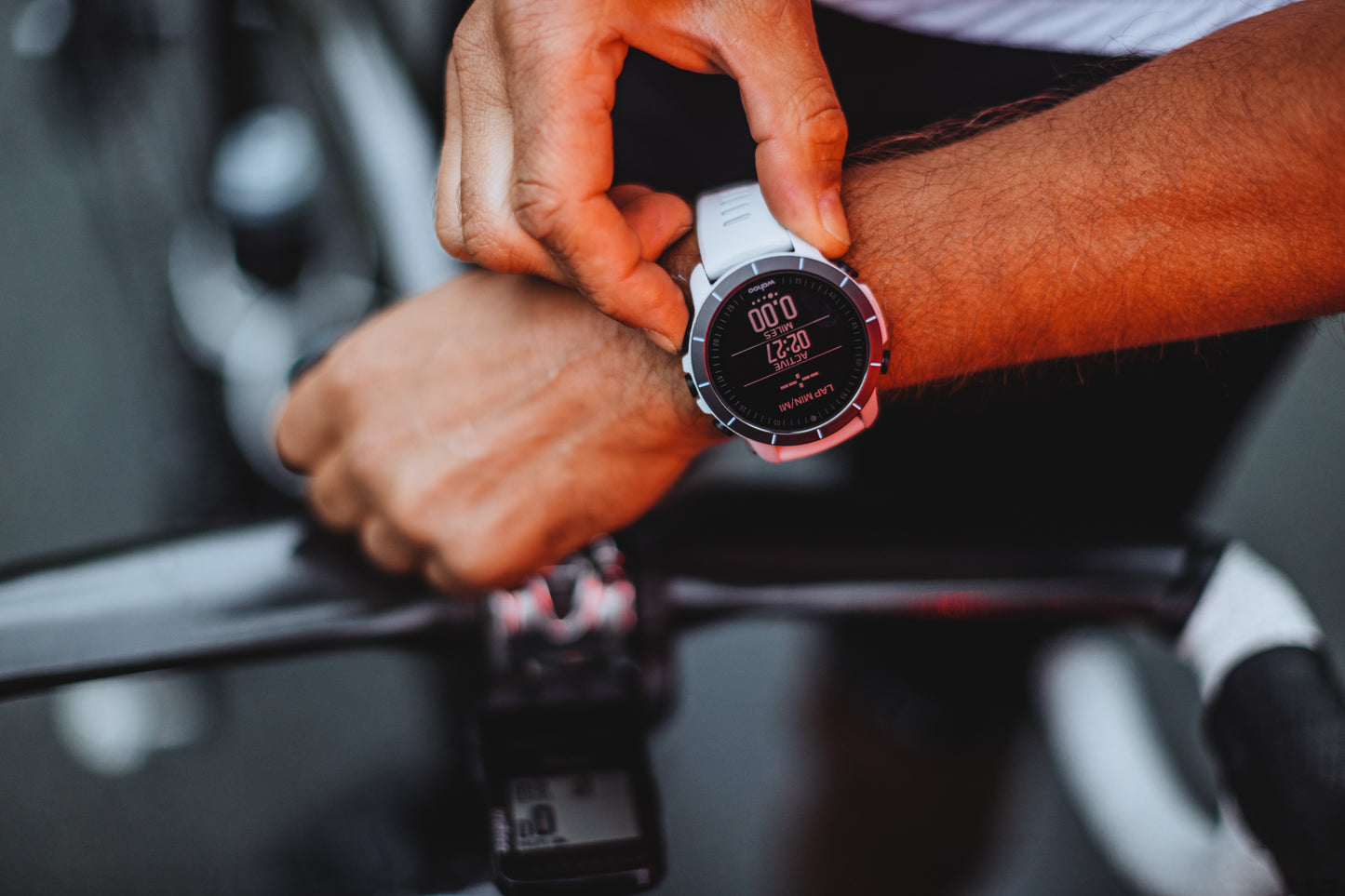 Reloj Multideporte (triatlón) Wahoo Element Rival (2 colores Blanco y Negro)