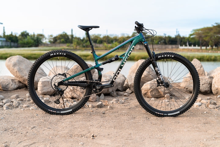 Bicicleta Polygon Siskiu T8 UDH - Bicicleta de MTB Trail Doble suspensión (Azul/negro/camaleon))