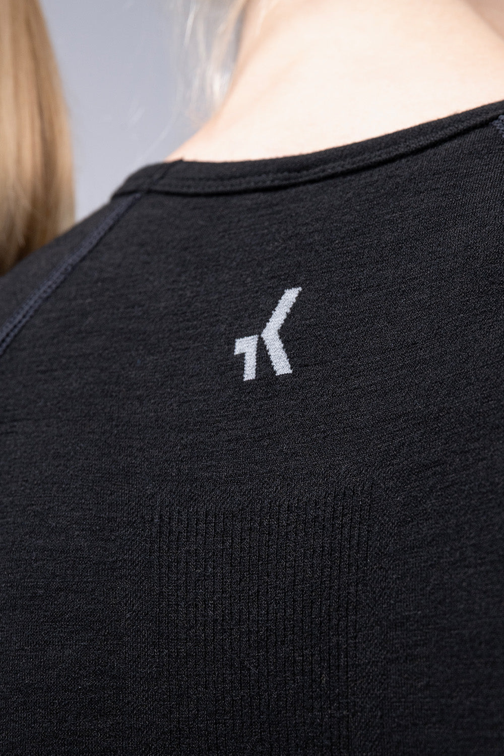 Gobik Winter Merino – Camiseta Primera capa de ciclismo manga larga mujer. (negro)