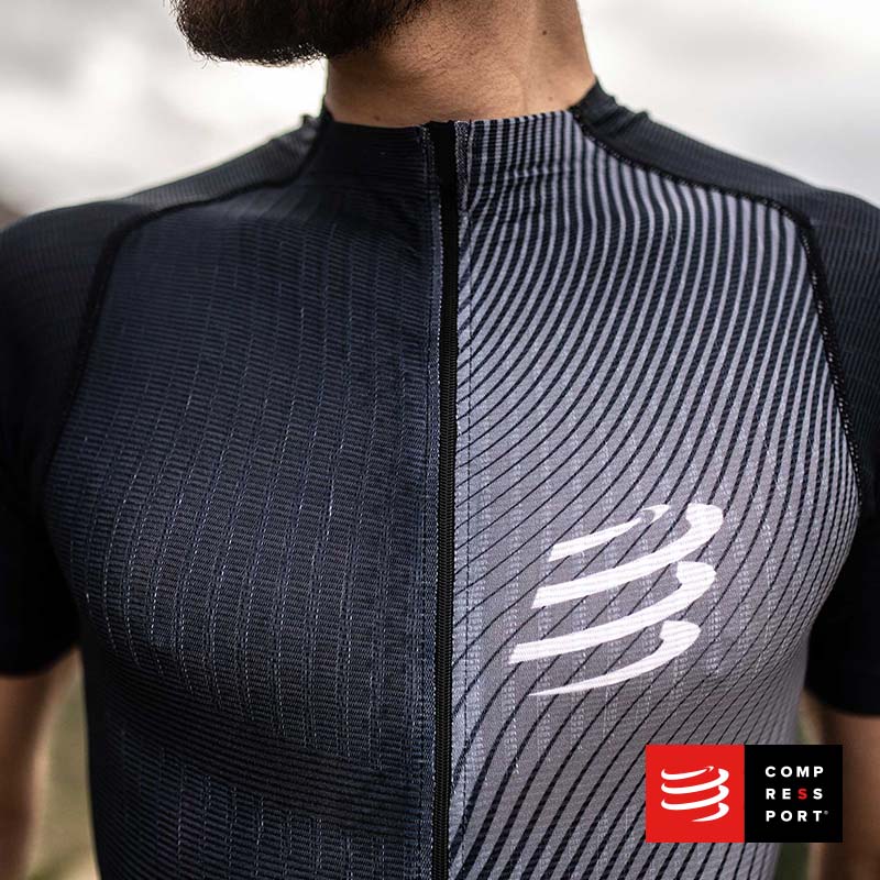 Nuevo Trail postural SS Top Negro Compressport