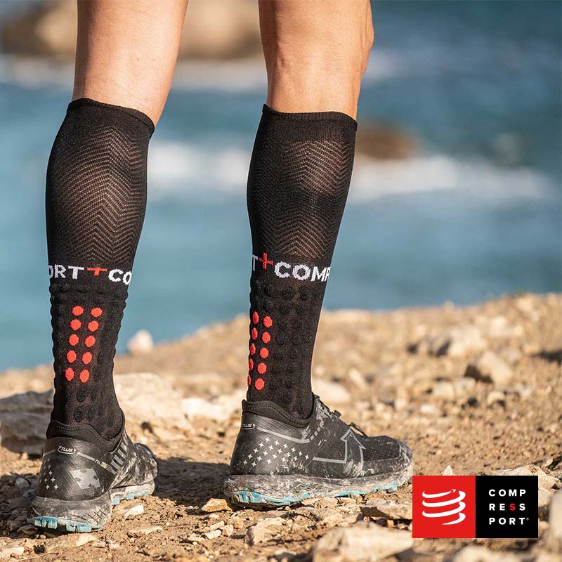 Nuevo Full Socks Run Negro Compressport
