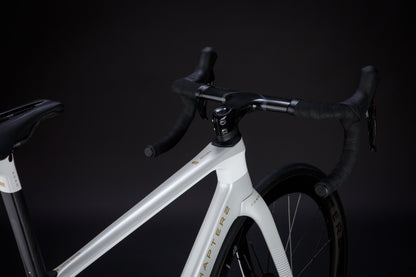 Cuadro de Bicicleta Chapter2 Koko: WHITE + GREY (TAURIPARIPA)