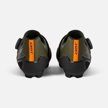 DMT MH10 – Zapato de ciclismo de MTB con suela de carbono.
