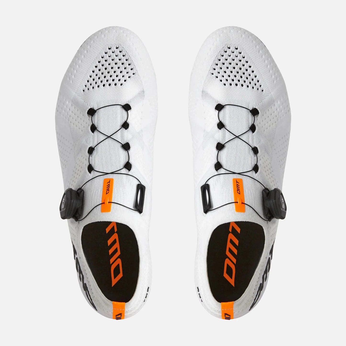DMT KR1 – Zapato de ciclismo de ruta con suela de carbono. (Negro-Blanco)