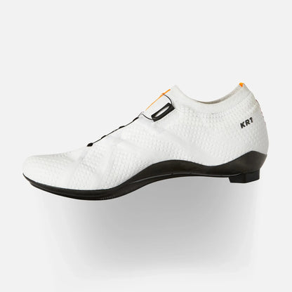 DMT KR1 – Zapato de ciclismo de ruta con suela de carbono. (Negro-Blanco)