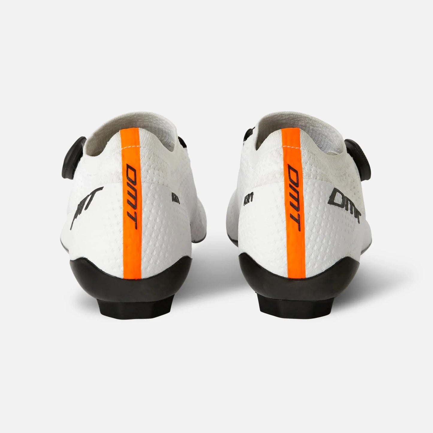 DMT KR1 – Zapato de ciclismo de ruta con suela de carbono. (Negro-Blanco)