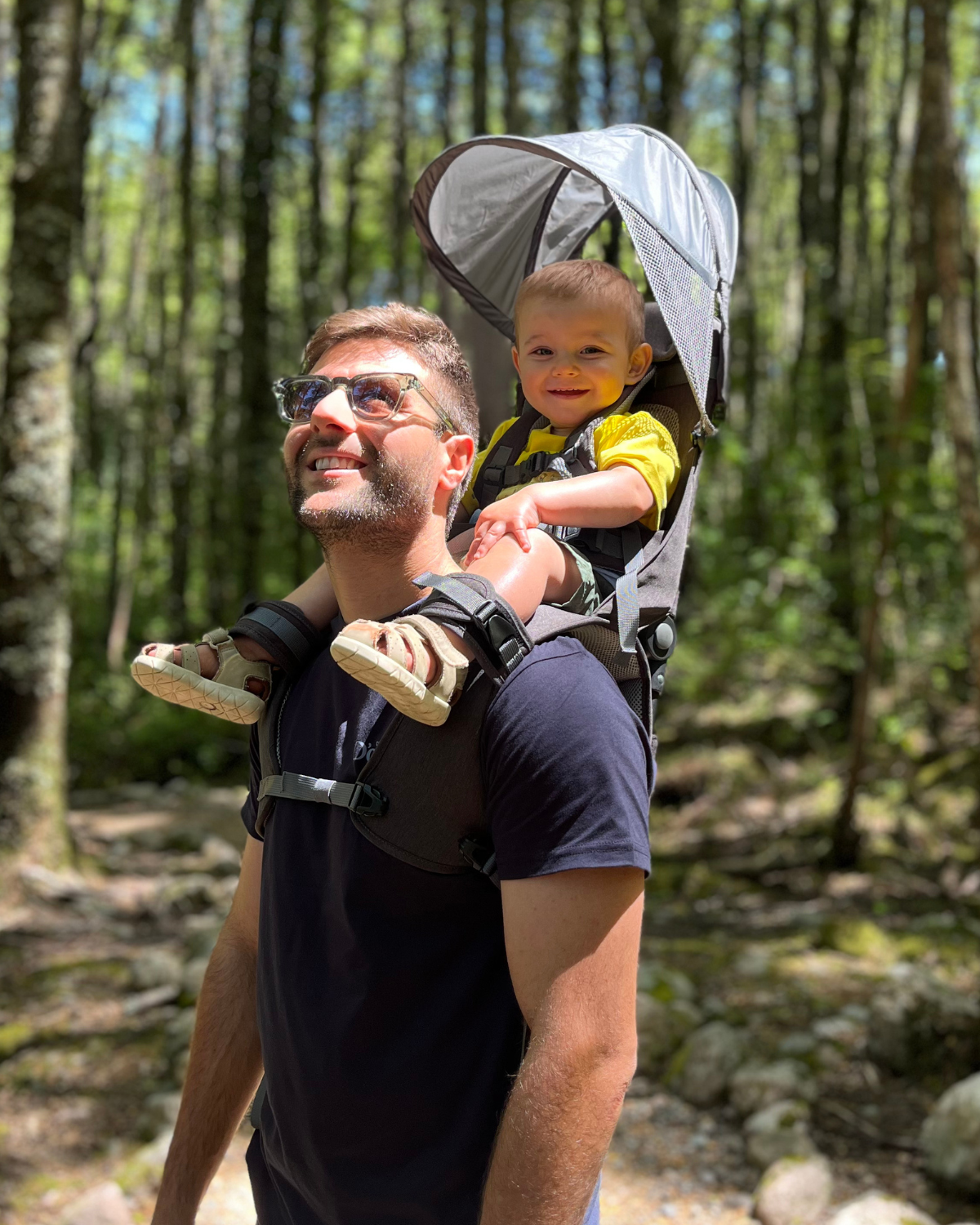 Kugan Carry Up Explorer – Mochila portabebé plegable para trekking y paseos