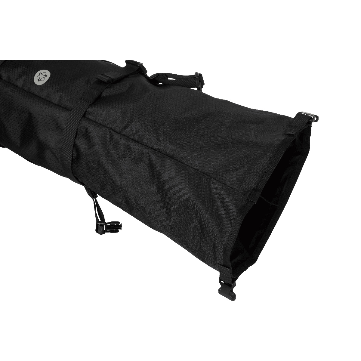 Bolsa manillar AGU Venture negro montada en bicicleta aventura