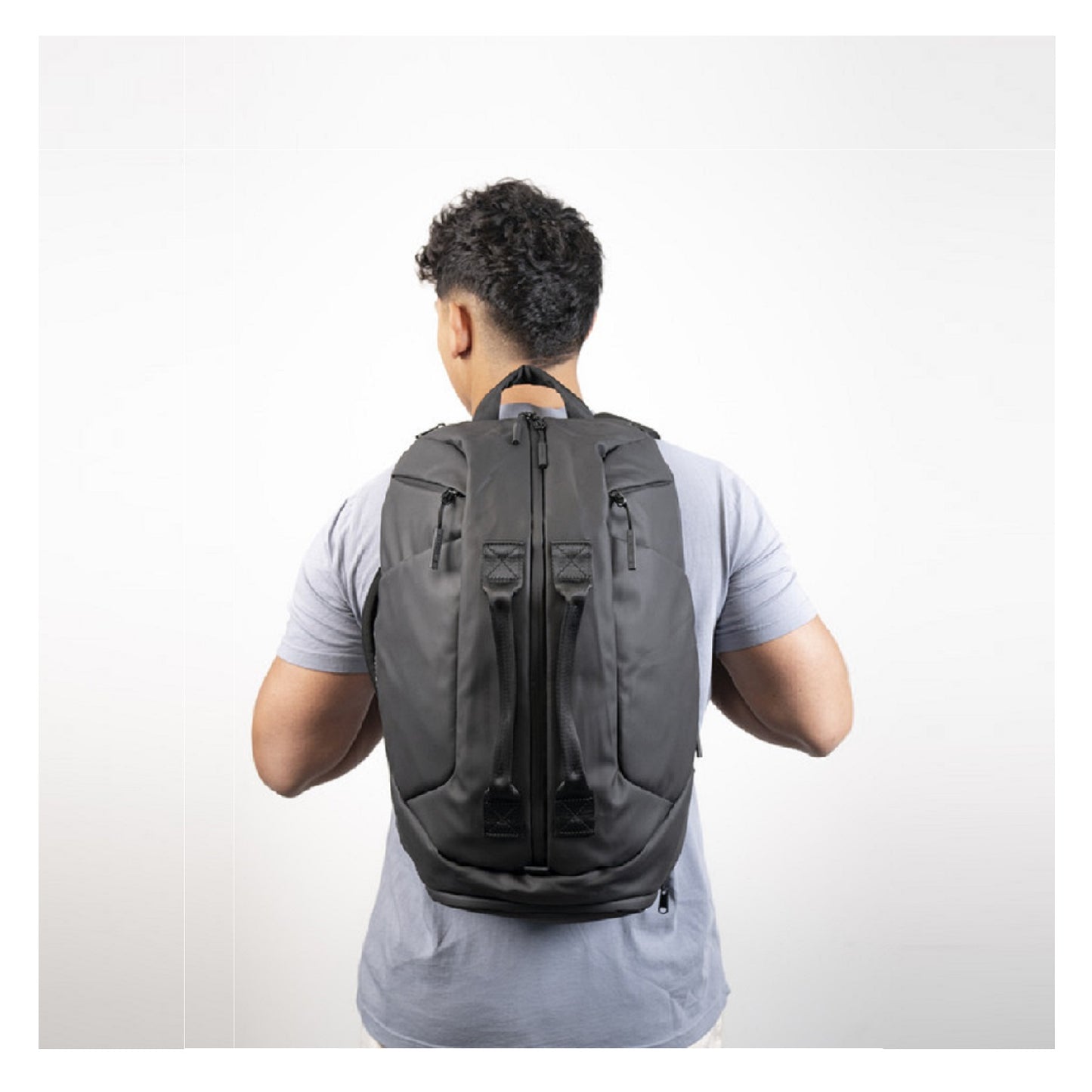 Mochila/Bolso Convertible 2 en 1 Sleek - 45L