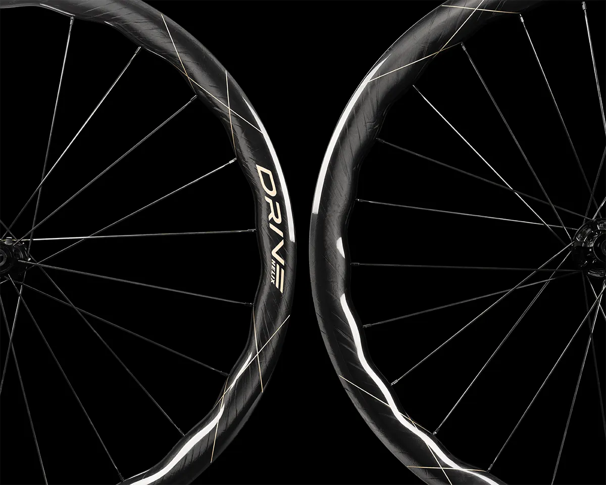 Elite Wheels Drive Helix 46D SS - Juego de Ruedas de Carbono perfil 46. Freno Disco