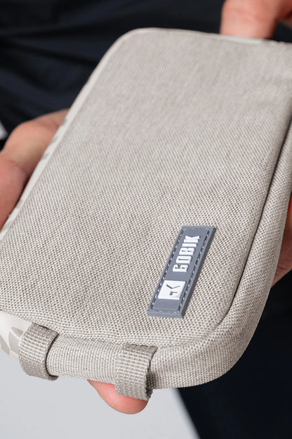 Gobik Essential 2.0 – Funda deportiva compacta para celular unisex.