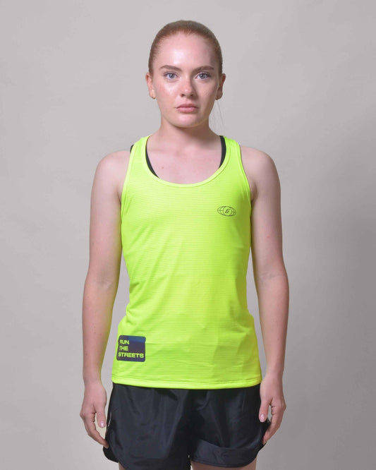 Polera Running Gavia Flow Green - Camiseta de correr sin mangas. Mujer (Amarillo)