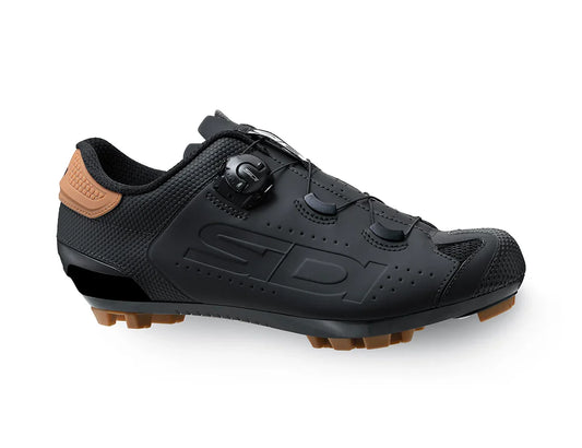 Sidi Dust – Zapatos de ciclismo gravel negros.