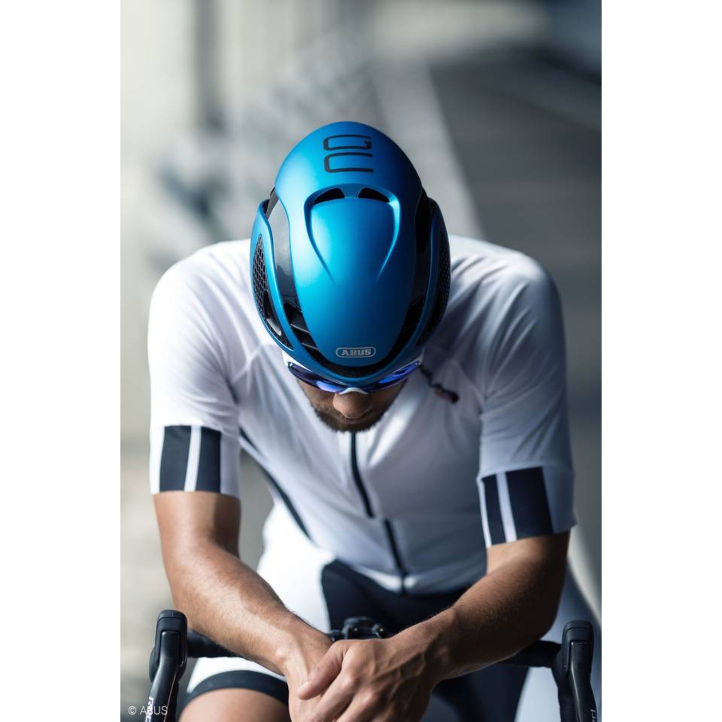 Casco de ruta Aero ABUS Gamechanger (4 colores)