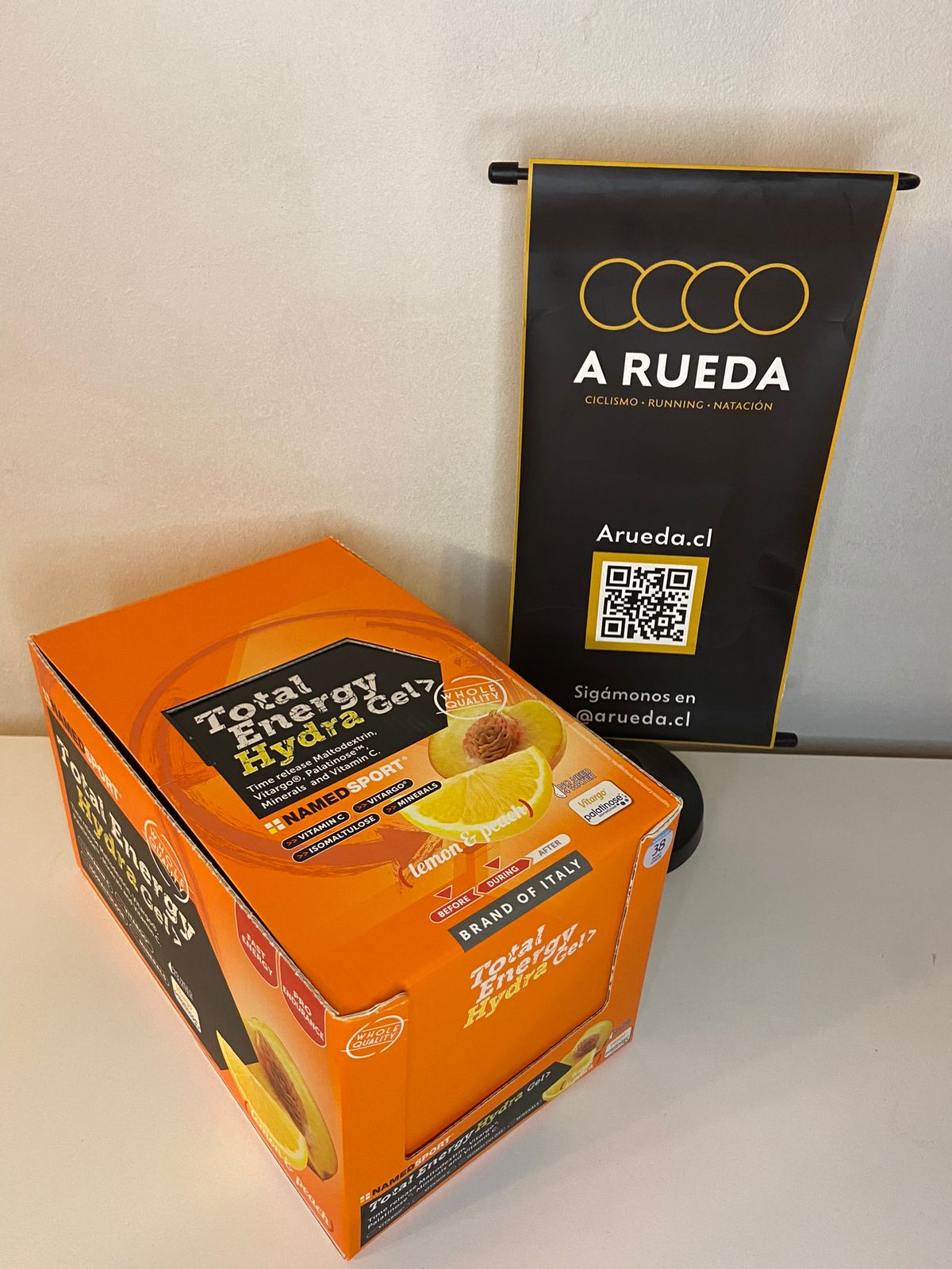 Caja de 32 Geles Named Sport Total Energy Hydra Lemon&peach (50 ml)