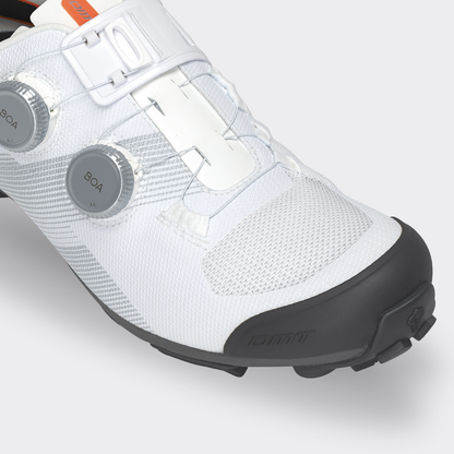 DMT KM0 EVO – Zapato de ciclismo de MTB XC. (Blanco)