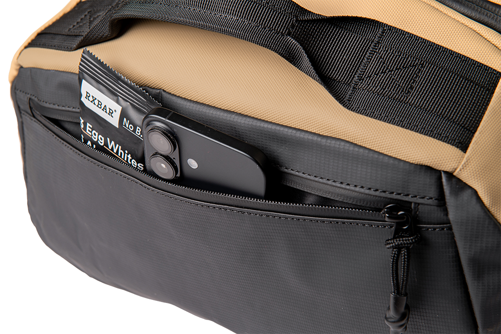 Kugan Duffel 40L - Bolso Mochila Desert Sand