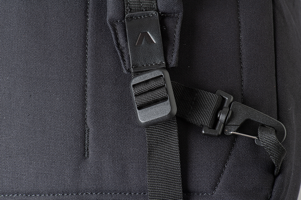 Kugan Transit - Mochila Diario Carbon Black (Negro)