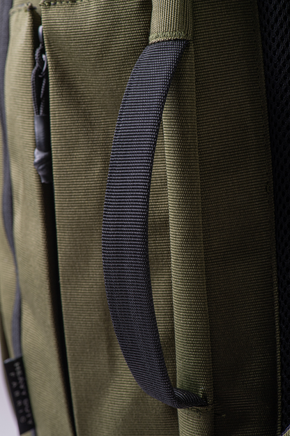 Kugan Traveler - Mochila Viaje Dark Forest (Verde)