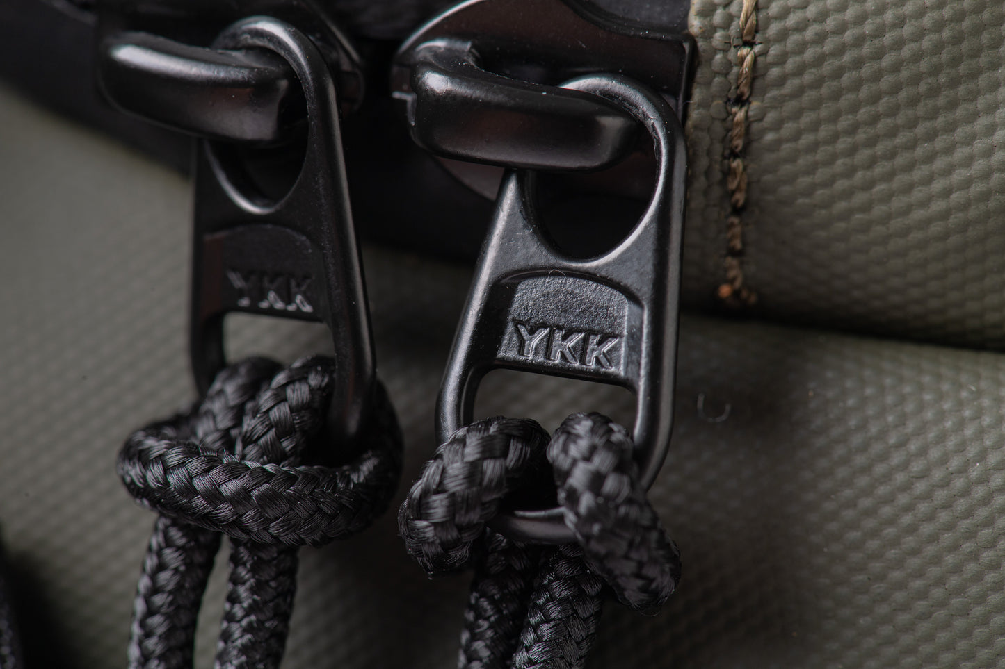 Kugan Duffel 40L - Bolso Mochila Dark Forest