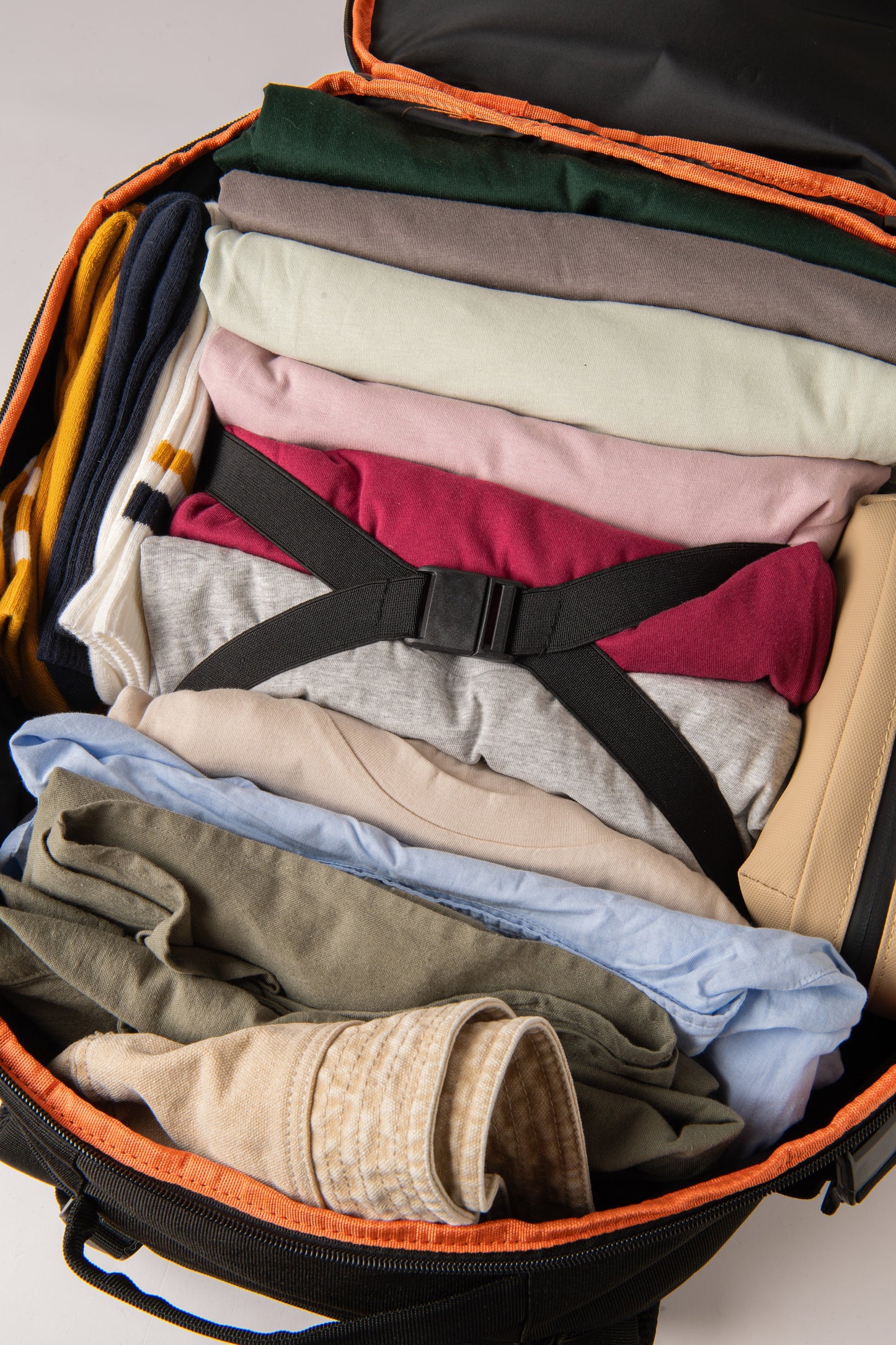 Kugan Traveler - Mochila Viaje Carbon Black (negro)