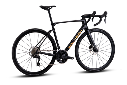 Bicicleta Polygon Strattos 7 Metallic Gloss – Bicicleta de ruta endurance de carbono con Shimano 105 12V