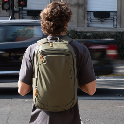 Mochila Urbana Pumori 22L Impermeable Porta Notebook Lhotse