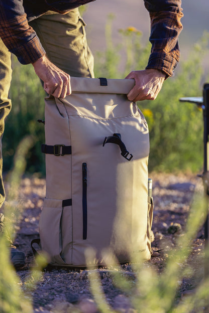 Mochila Roll On Top Desert Sand