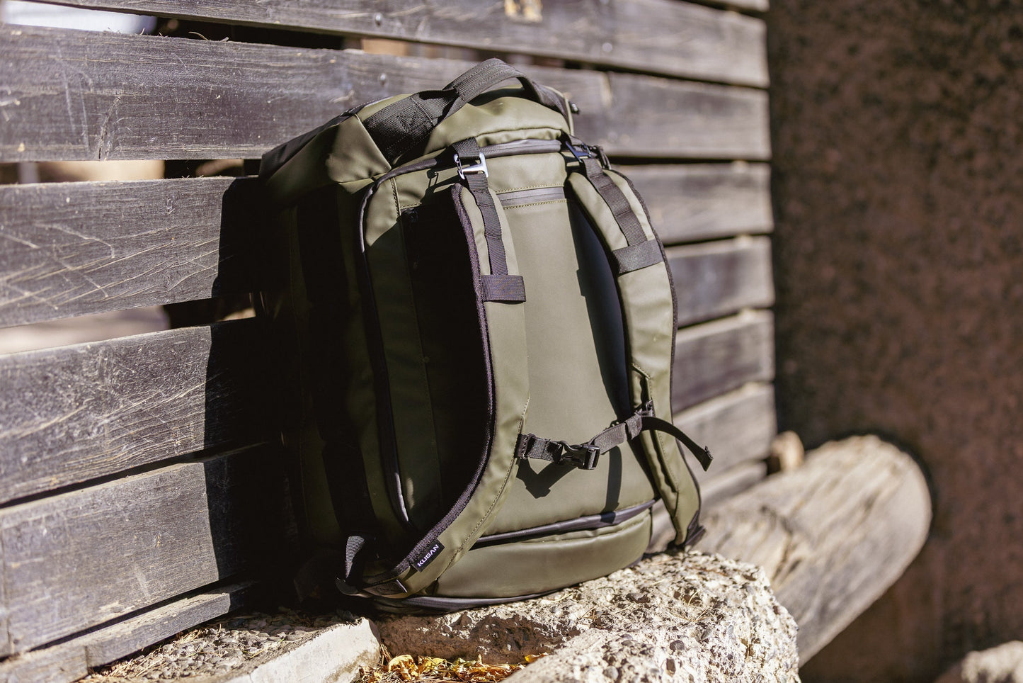 Kugan Duffel 40L - Bolso Mochila Dark Forest