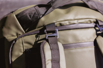 Kugan Duffel 40L - Bolso Mochila Dark Forest