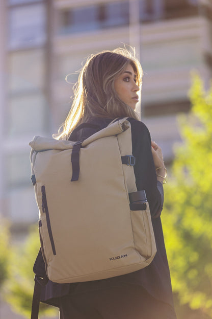 Mochila Roll On Top Desert Sand