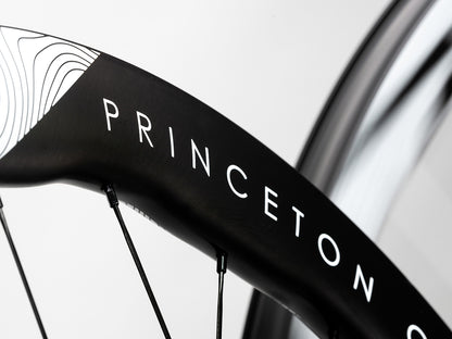 Princeton DUAL 5550 EVO - Juego de Ruedas de Ruta y Gravel carbono Freno Disco (Diferentes colores y nucleo)
