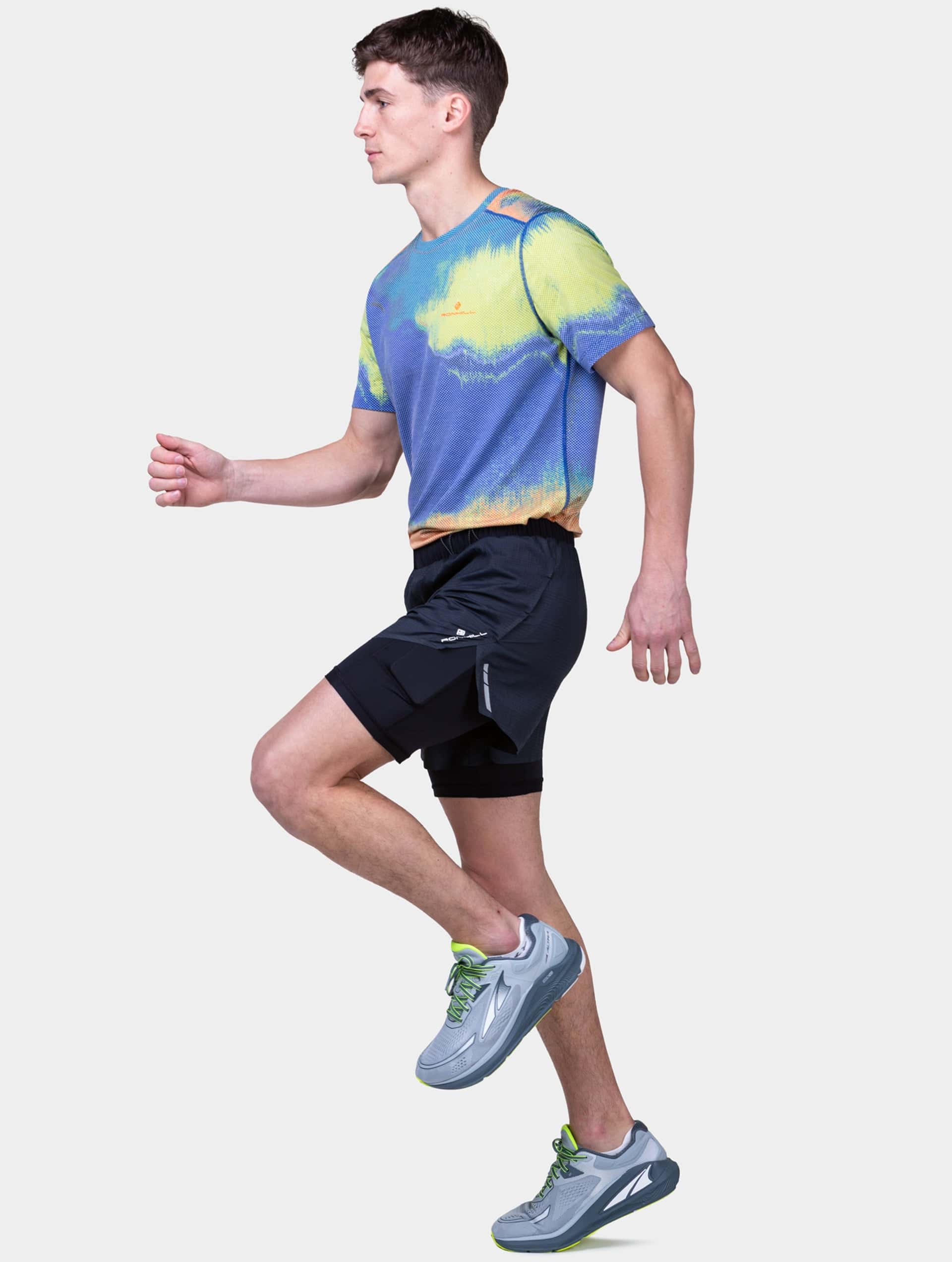 RONHILL Tech Race Twin – Short de running para hombre (2 colores)