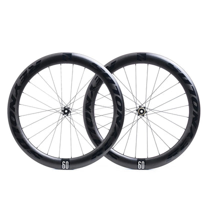 Set de Ruedas Reynolds AR 60 - Freno de disco. Juego de Ruedas de ciclismo de Ruta de carbono.