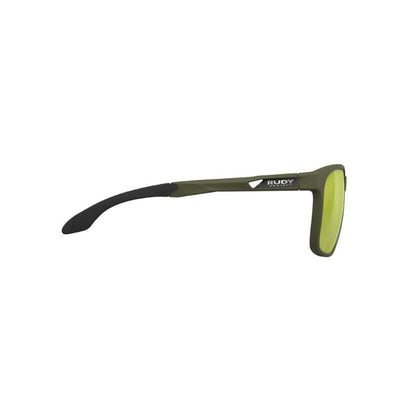 Gafas de ciclismo deportivas con lentes polarizados y marco de alta resistencia para protección y rendimiento en ruta y montaña.