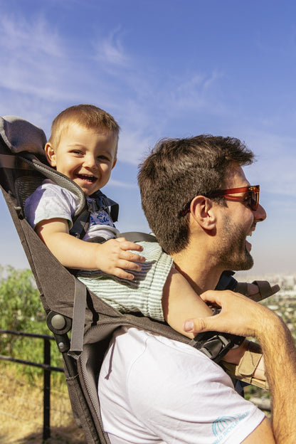 Kugan Carry Up Explorer – Mochila portabebé plegable para trekking y paseos