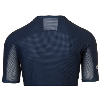 Tricota AGU Six6 High Summer IV azul en uso ciclismo verano