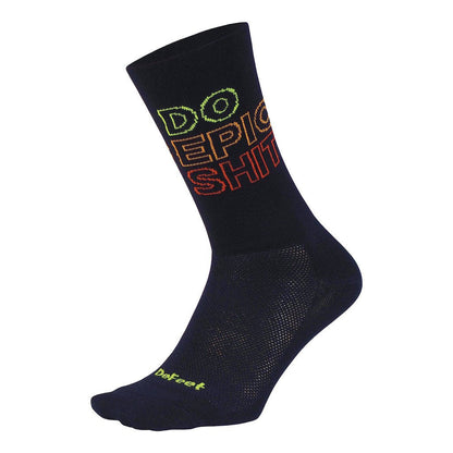 DeFeet Aireator 6'' - Calcetines de ciclismo largos, ventilados y livianos. (NEGRO con Verde, Amarillo y Rojo)