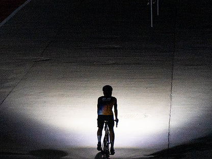Luz delantera para bicicleta Ravemen K450