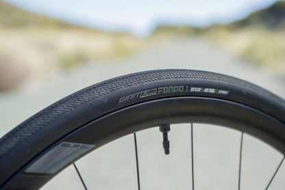 Neumático de Ciclismo de Ruta Giant Gavia Fondo 700x28c