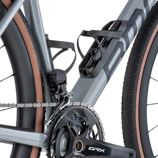 BMC Kaius 01 THREE - Bicicleta de Gravel Shimano GRX Di2 (Color Gris)