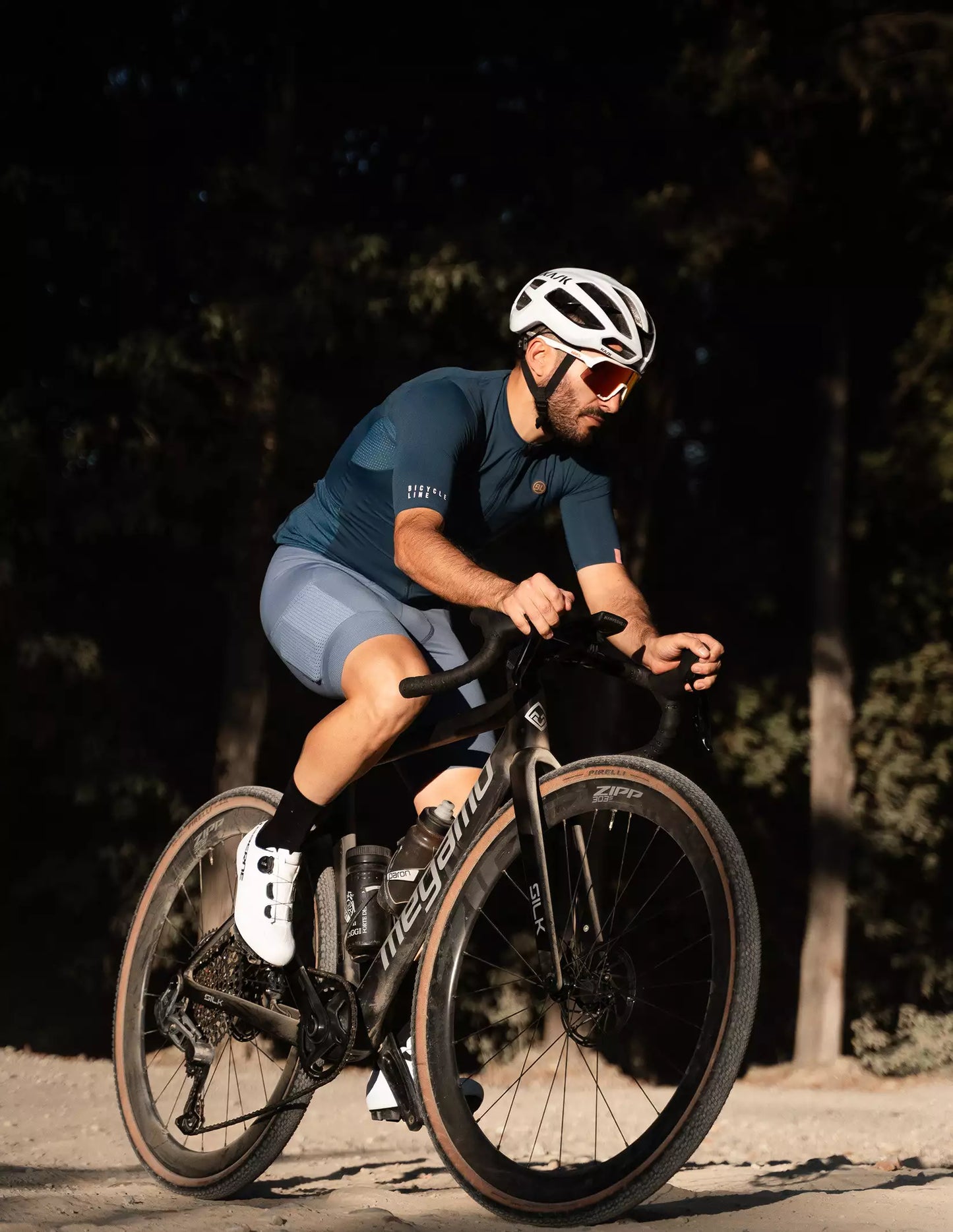 Bicycle Line Ghiaia S5 – Tricota de ciclismo manga corta hombre Azul Medio.