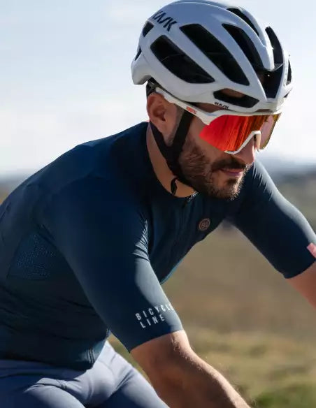 Bicycle Line Ghiaia S5 – Tricota de ciclismo manga corta hombre Azul Medio.