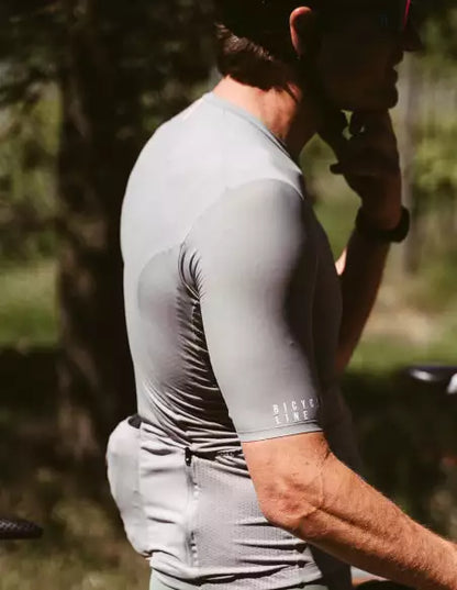 Bicycle Line Ghiaia S5 – Tricota de ciclismo manga corta hombre Gris.
