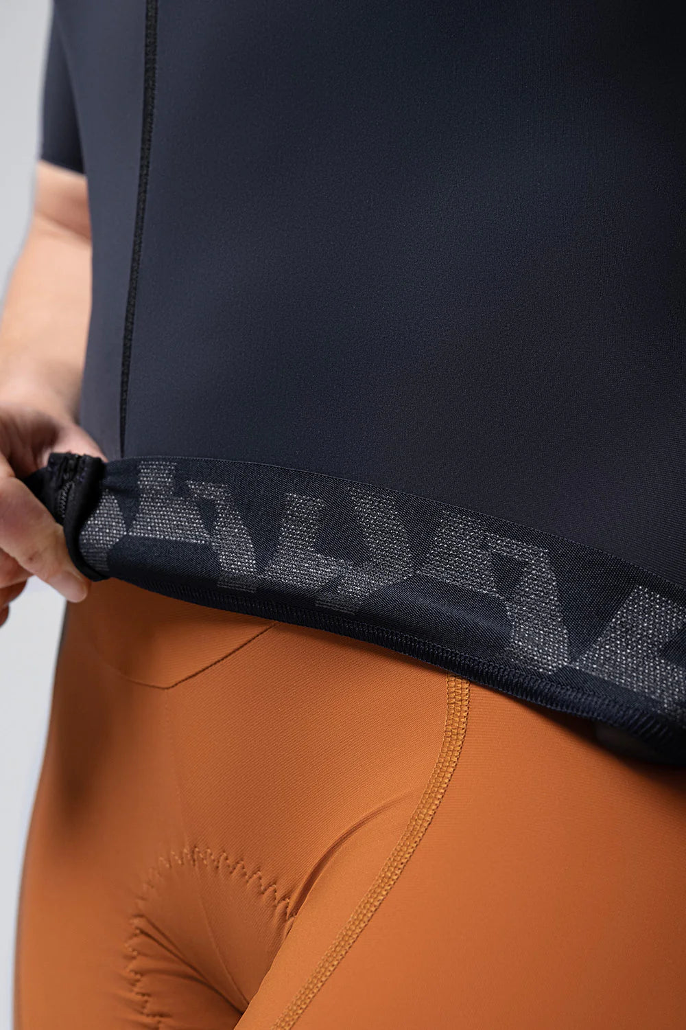 Gobik CX Solid – Tricota de ciclismo manga corta unisex.