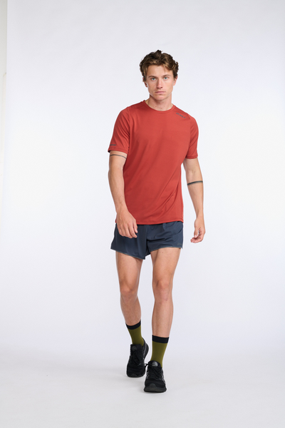 Polera deportiva manga corta de Hombre Light Speed Tee Rojo reflectante - 2XU